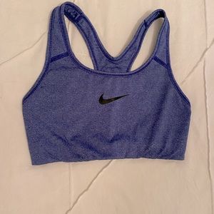 Nike sports bra- size small
